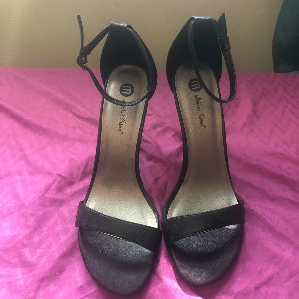 Michael Antonio Black strappy shoes